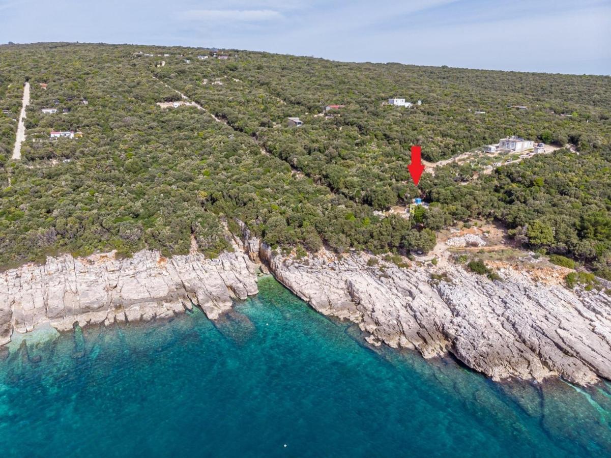 Cottage On The Kavran Beach Экстерьер фото