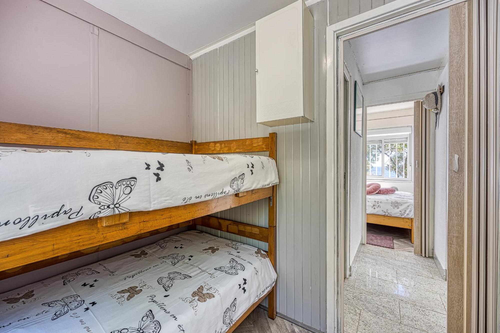 Cottage On The Kavran Beach Экстерьер фото